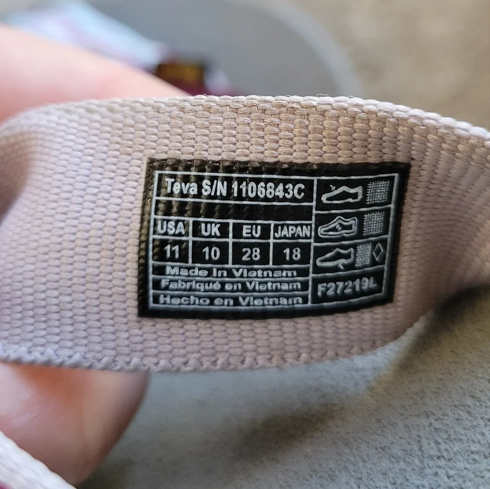 Teva Voya Thong Flip Flops Kids Size 11